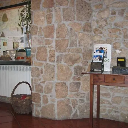 Hotel Rural Lajafriz Fornillos de Aliste