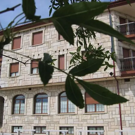 Hotel Rural Lajafriz Fornillos de Aliste