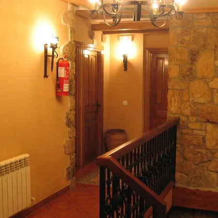 Rural Lajafriz Hotel Fornillos de Aliste