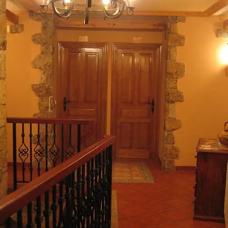 Rural Lajafriz Hotel Fornillos de Aliste